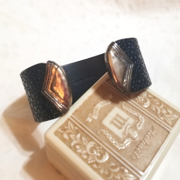 RETIRED SILPADA Stingray Leather Sterling Cuff Bangle Bracelet - Picture 3 of 7